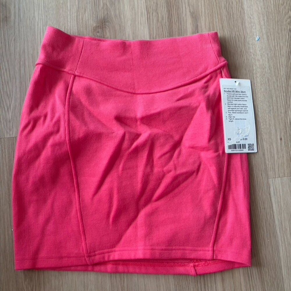 Lululemon Scuba HR Mini Skirt NWT XS Pink - Picture 2 of 7